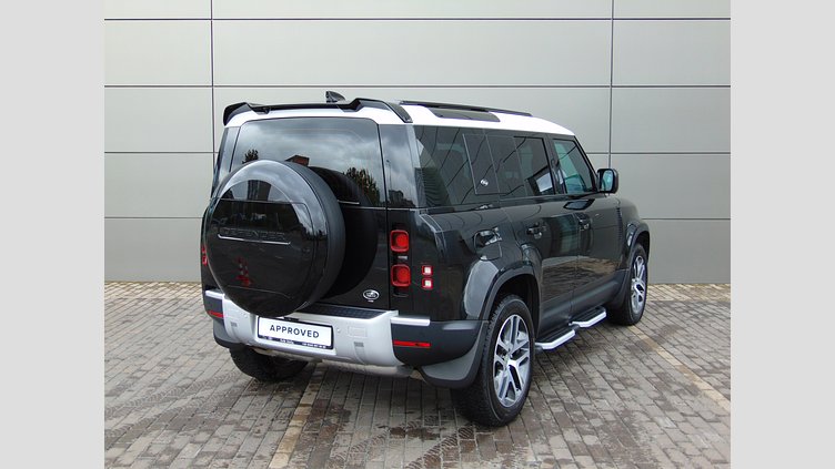 2021 Вживаний Land Rover Defender 110 Santorini Black 3.0 litre i6D​ SE