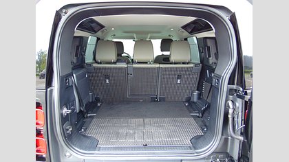 Defender 110 7