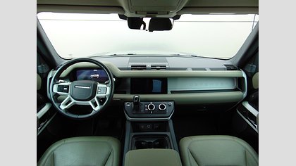 Defender 110 8