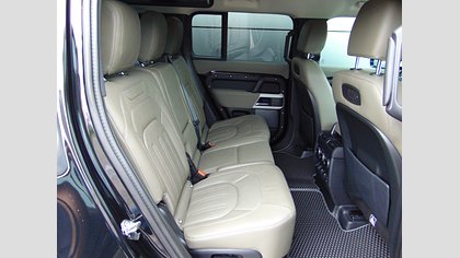 Defender 110 14