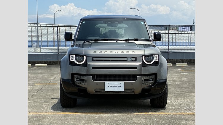 2024 認定中古車 Land Rover Defender 110 シリコンシルバー D350 ディーゼルマイルドハイブリッド ハクバエディション