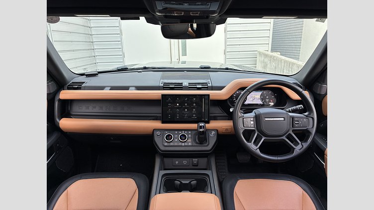 2023 認定中古車 Land Rover Defender 110 カルパチアングレイ D300 AWD（AT） X-DYNAMIC HSE