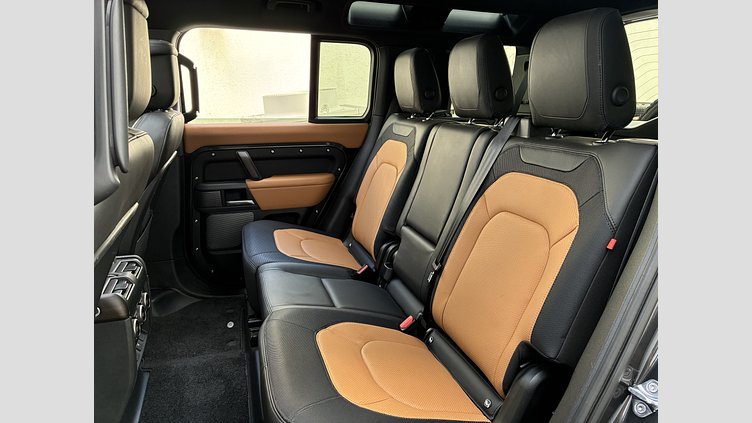 2023 認定中古車 Land Rover Defender 110 カルパチアングレイ D300 AWD（AT） X-DYNAMIC HSE