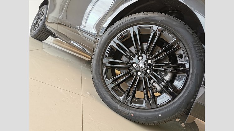2024 認定中古車 Land Rover Range Rover Evoque カルパチアングレイ プラグインハイブリッド（ガソリン） Standard Wheelbase DYNAMIC HSE