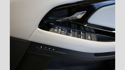 Range Rover Evoque 32