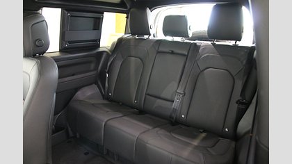 Defender 90 4