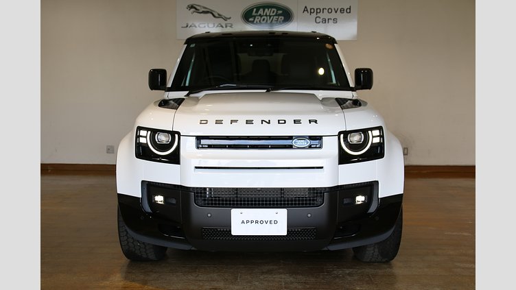 2025 認定中古車 Land Rover Defender 90 フジホワイト D350 ディーゼルマイルドハイブリッド X-Dynamic HSE