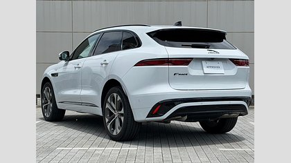 F-Pace 57
