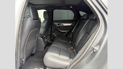 F-Pace 78