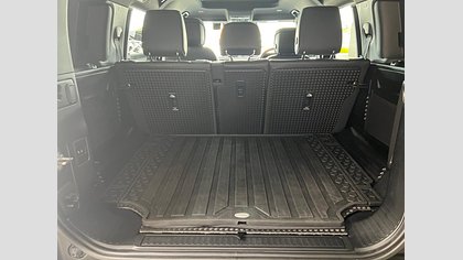 Defender 110 11