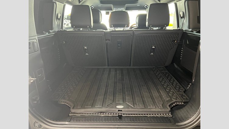 2023 認定中古車 Land Rover Defender 110 サントリーニブラック D300 AWD（AT） X-DYNAMIC HSE