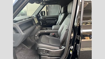 Defender 110 71