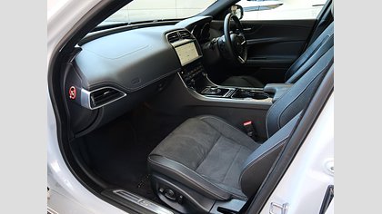 XE 40
