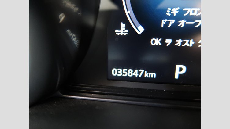 2016 認定中古車 Jaguar XE Yulong White ガソリン 4ドアサルーンS