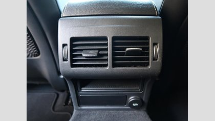 XE 30