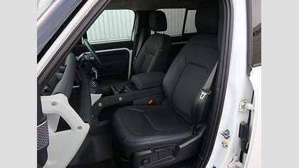 Defender 110 47