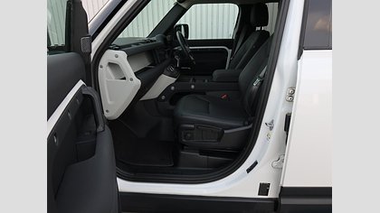 Defender 110 5