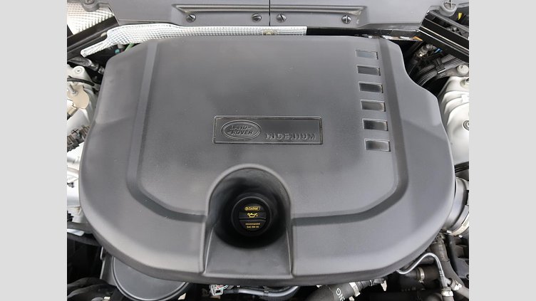 2022 認定中古車 Land Rover Defender 110 フジホワイト D300 AWD（AT） S
