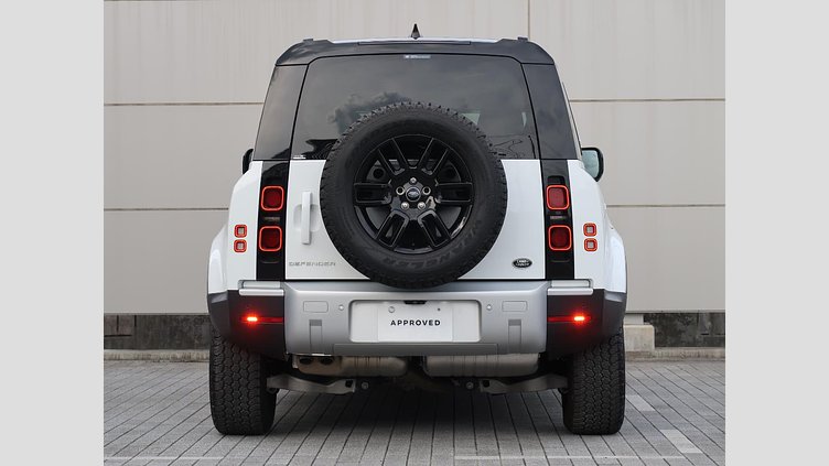 2022 認定中古車 Land Rover Defender 110 フジホワイト D300 AWD（AT） S