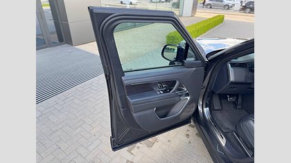 Range Rover 5