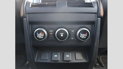 Defender 110 57