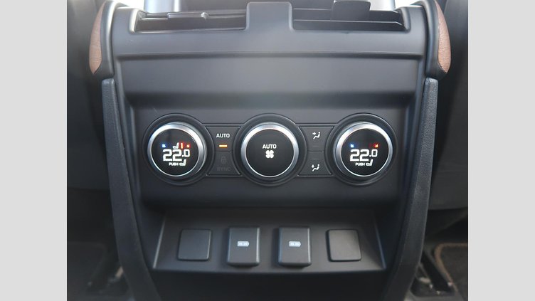 2023 認定中古車 Land Rover Defender 110 カルパチアングレイ D300 AWD（AT） X-DYNAMIC HSE