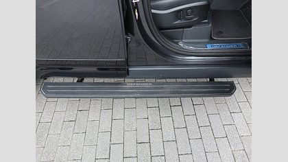 Defender 110 61
