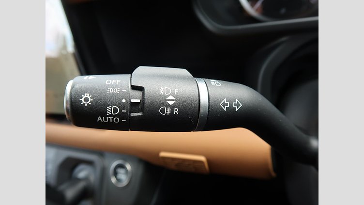2023 認定中古車 Land Rover Defender 110 カルパチアングレイ D300 AWD（AT） X-DYNAMIC HSE