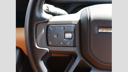 Defender 110 33