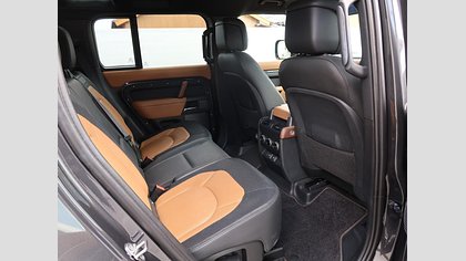 Defender 110 38