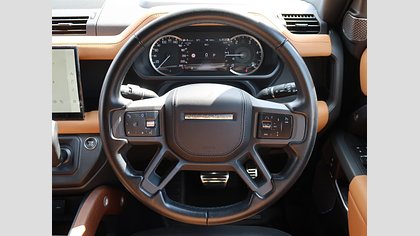 Defender 110 42