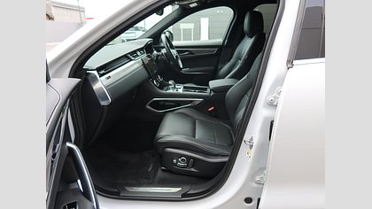 F-Pace 1