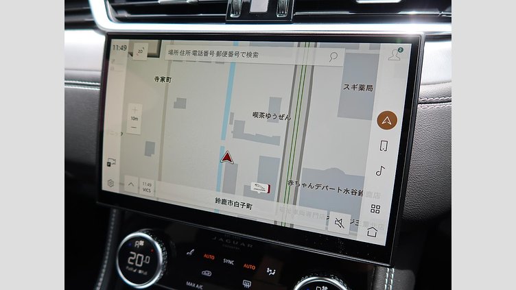 2021 認定中古車 Jaguar F-Pace ユーロンホワイト D200 AWD（オートマチック）MHEV R-DYNAMIC SE