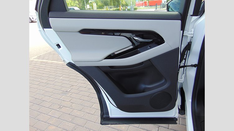 2024 Вживаний Land Rover Range Rover Evoque Fuji White D165 ДИЗЕЛЬ AWD MHEV Standard Wheelbase S