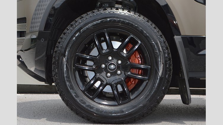 2022 認定中古車 Land Rover Defender 110 ゴンドワナストーン D300 AWD（AT） X
