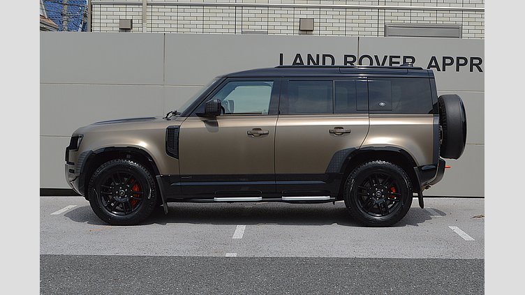2022 認定中古車 Land Rover Defender 110 ゴンドワナストーン D300 AWD（AT） X