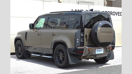 Defender 110 1