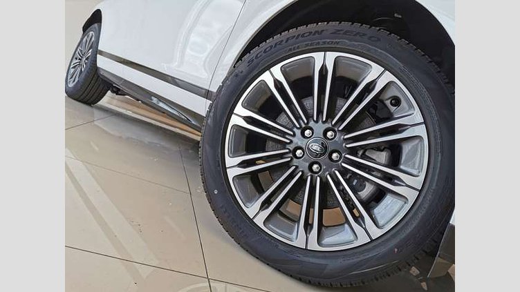 2024 認定中古車 Land Rover Range Rover Evoque フジホワイト プラグインハイブリッド（ガソリン） Standard Wheelbase DYNAMIC HSE