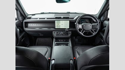 Defender 110 3