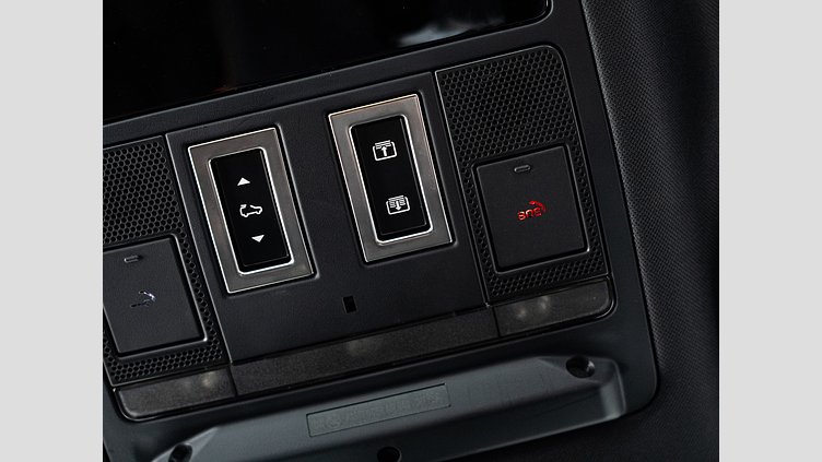 2023 認定中古車 Land Rover Defender 110 サントリーニブラック D300 AWD（AT） X-DYNAMIC HSE D300 エアサスペンション