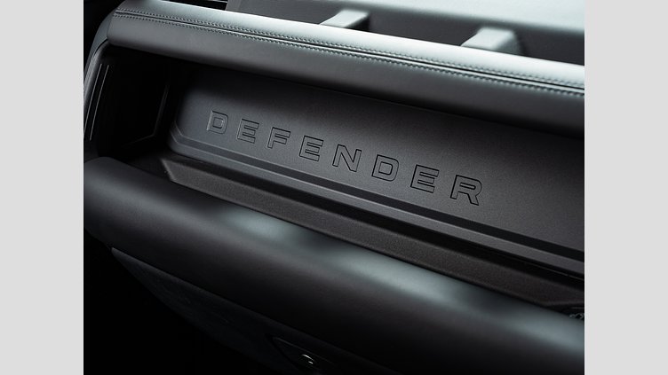2023 認定中古車 Land Rover Defender 110 サントリーニブラック D300 AWD（AT） X-DYNAMIC HSE D300 エアサスペンション