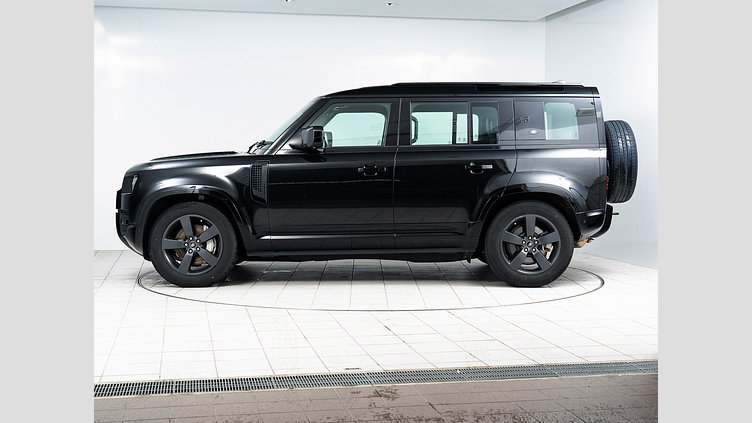 2023 認定中古車 Land Rover Defender 110 サントリーニブラック D300 AWD（AT） X-DYNAMIC HSE D300 エアサスペンション
