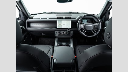 Defender 110 3