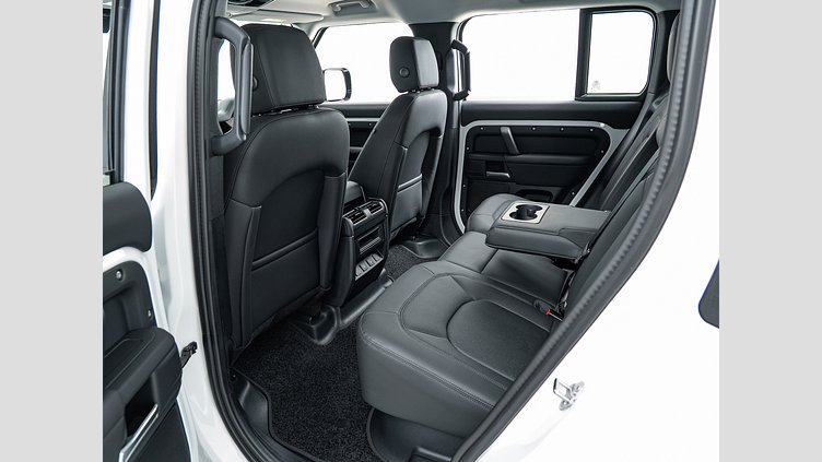 2024 認定中古車 Land Rover Defender 110 フジホワイト D350 ディーゼルマイルドハイブリッド S 　D350　エアサスペンション　