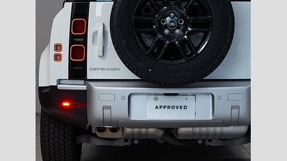 Defender 110 10
