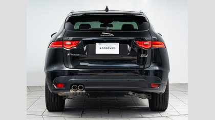 F-Pace 6
