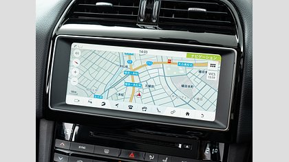 F-Pace 18