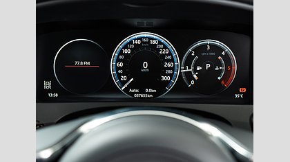F-Pace 14
