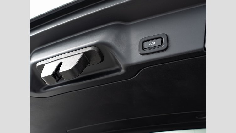 2020 認定中古車 Land Rover Range Rover Evoque ユーロンホワイト D180 R-DYNAMIC S　D180