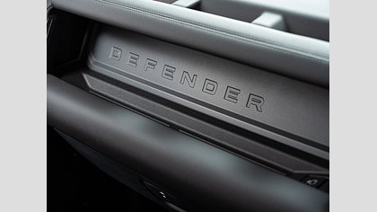 Defender 110 14